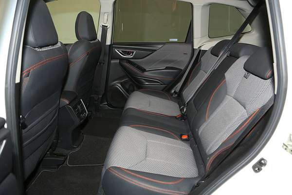 2020 Subaru Forester 2.5i Sport S5