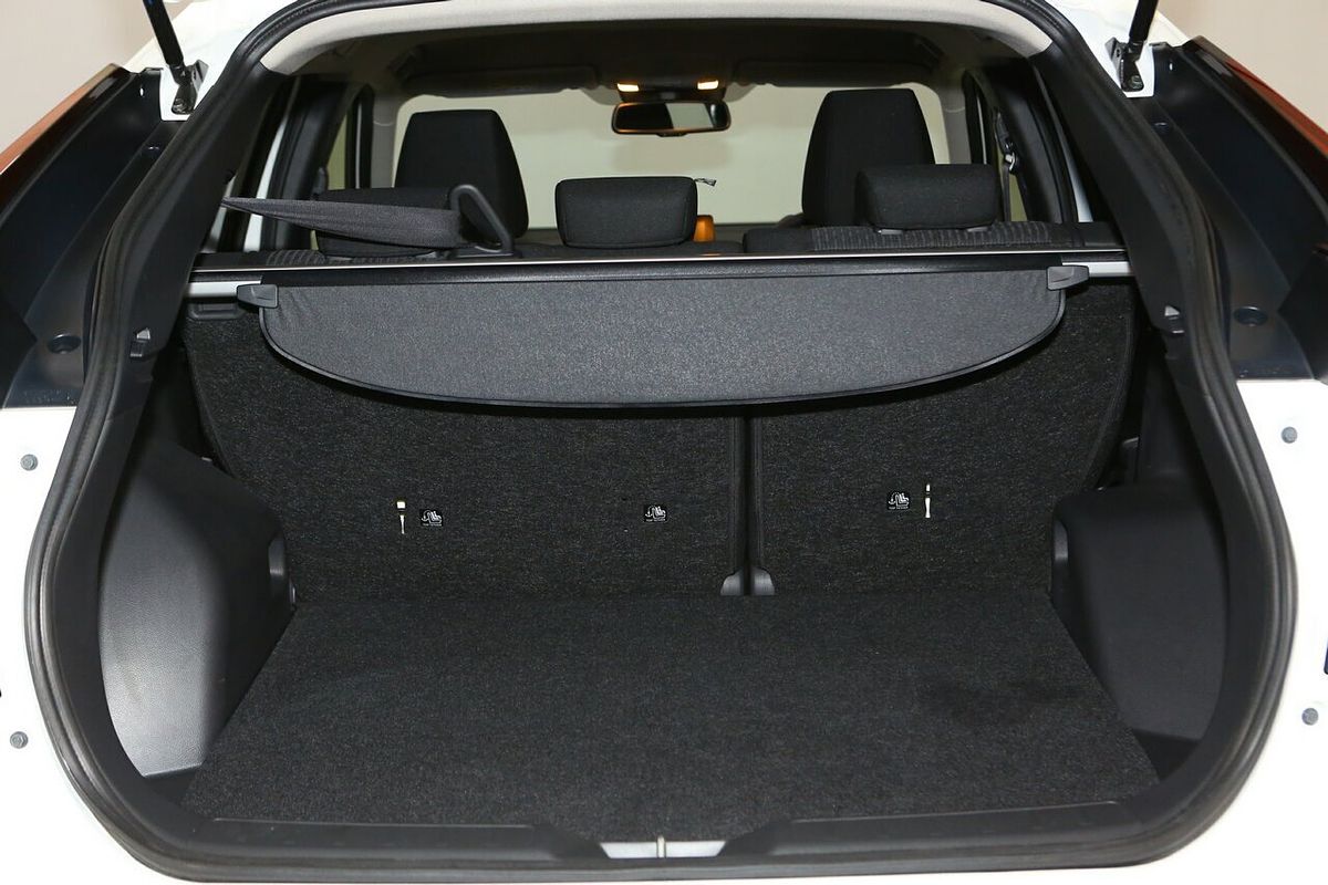 2024 Mitsubishi Eclipse Cross LS YB
