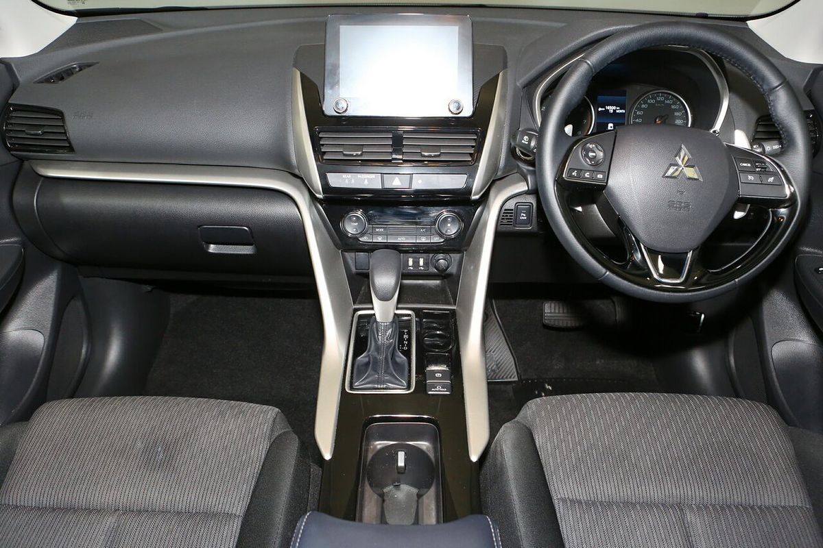 2024 Mitsubishi Eclipse Cross LS YB