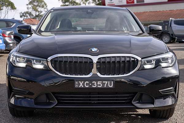 2022 BMW 3 Series 320i Luxury Line G20