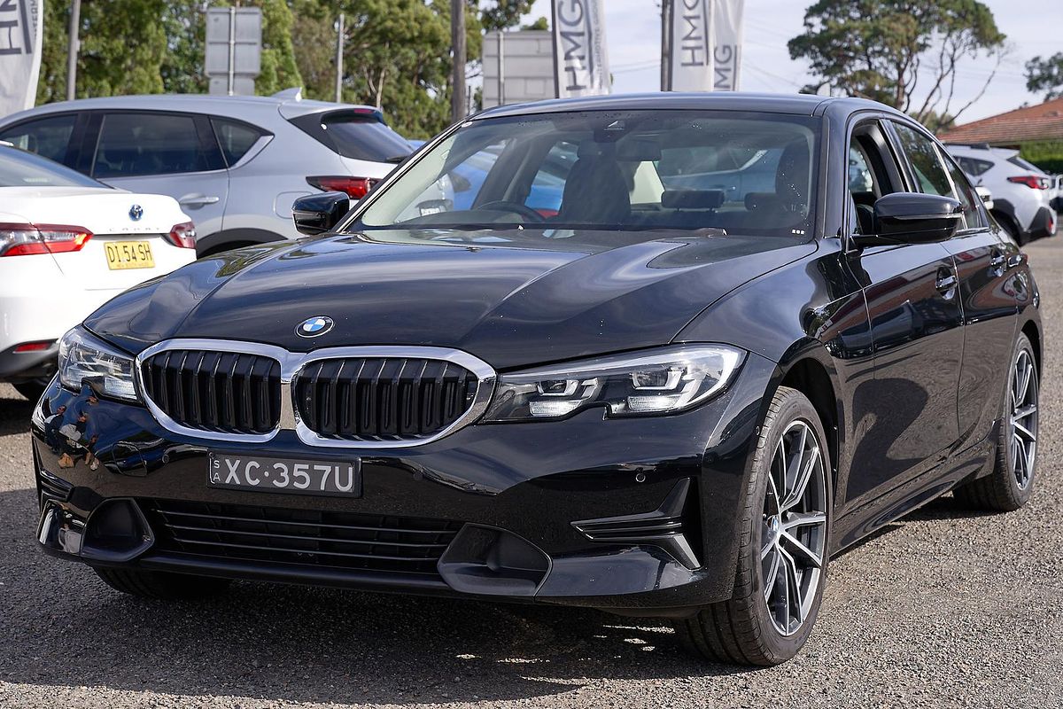2022 BMW 3 Series 320i Luxury Line G20