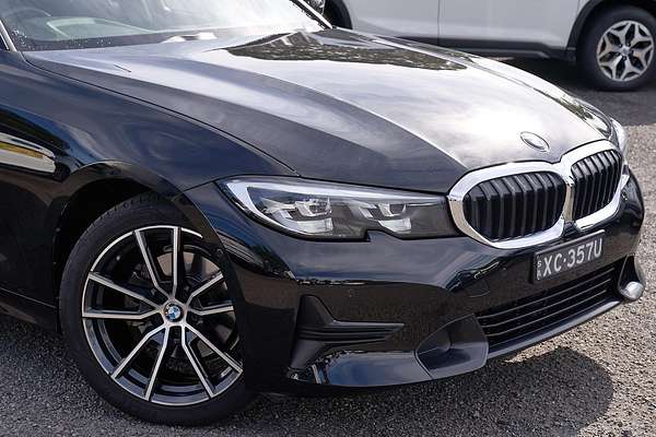 2022 BMW 3 Series 320i Luxury Line G20