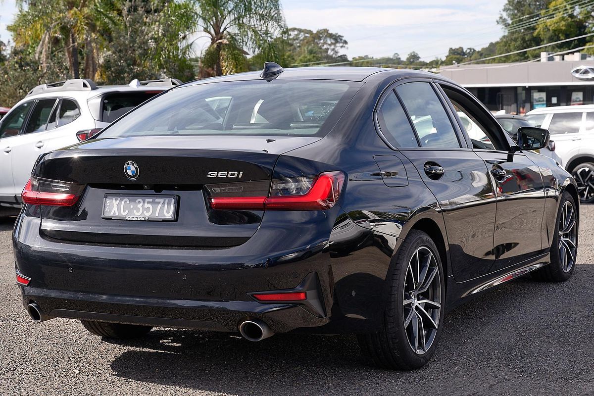 2022 BMW 3 Series 320i Luxury Line G20
