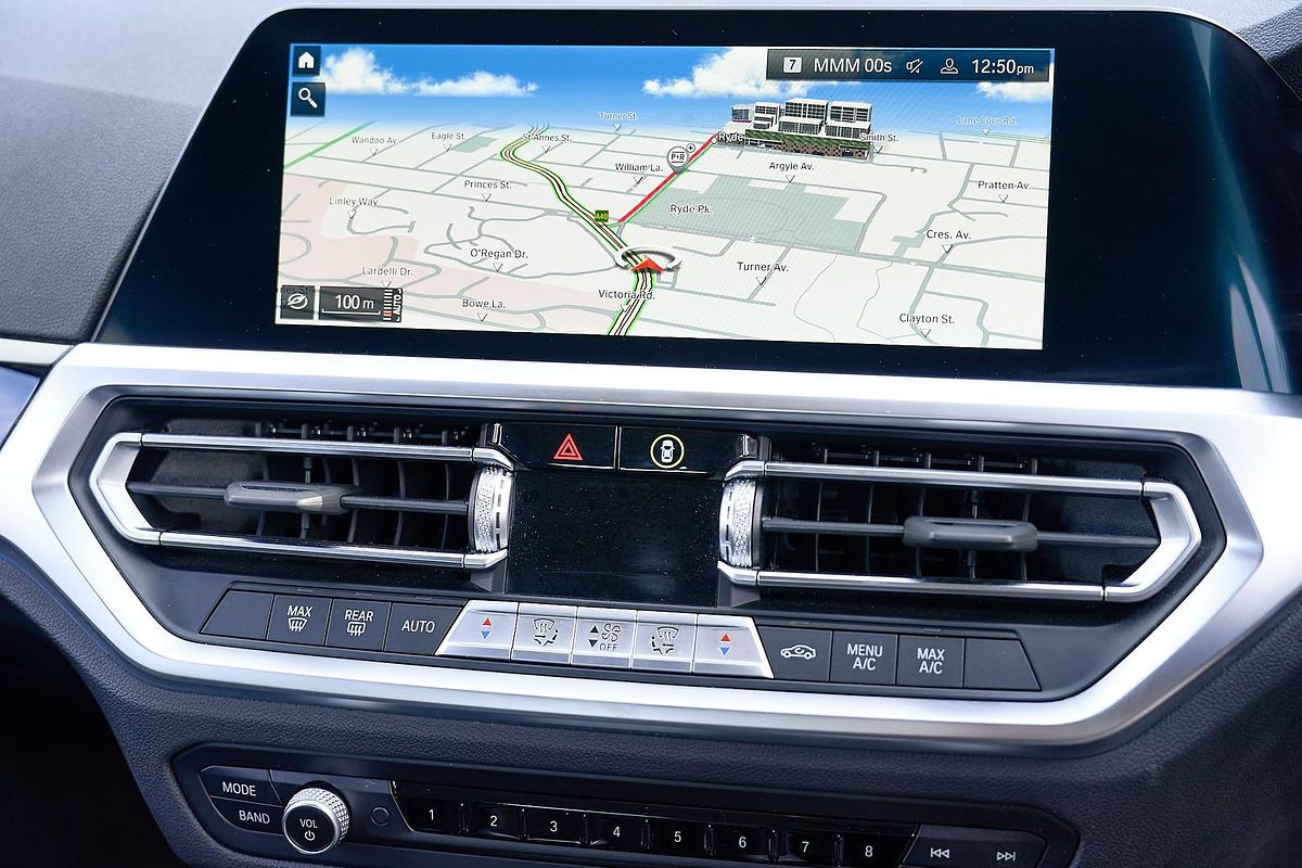 2022 BMW 3 Series 320i Luxury Line G20