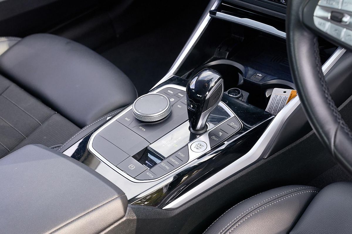 2022 BMW 3 Series 320i Luxury Line G20