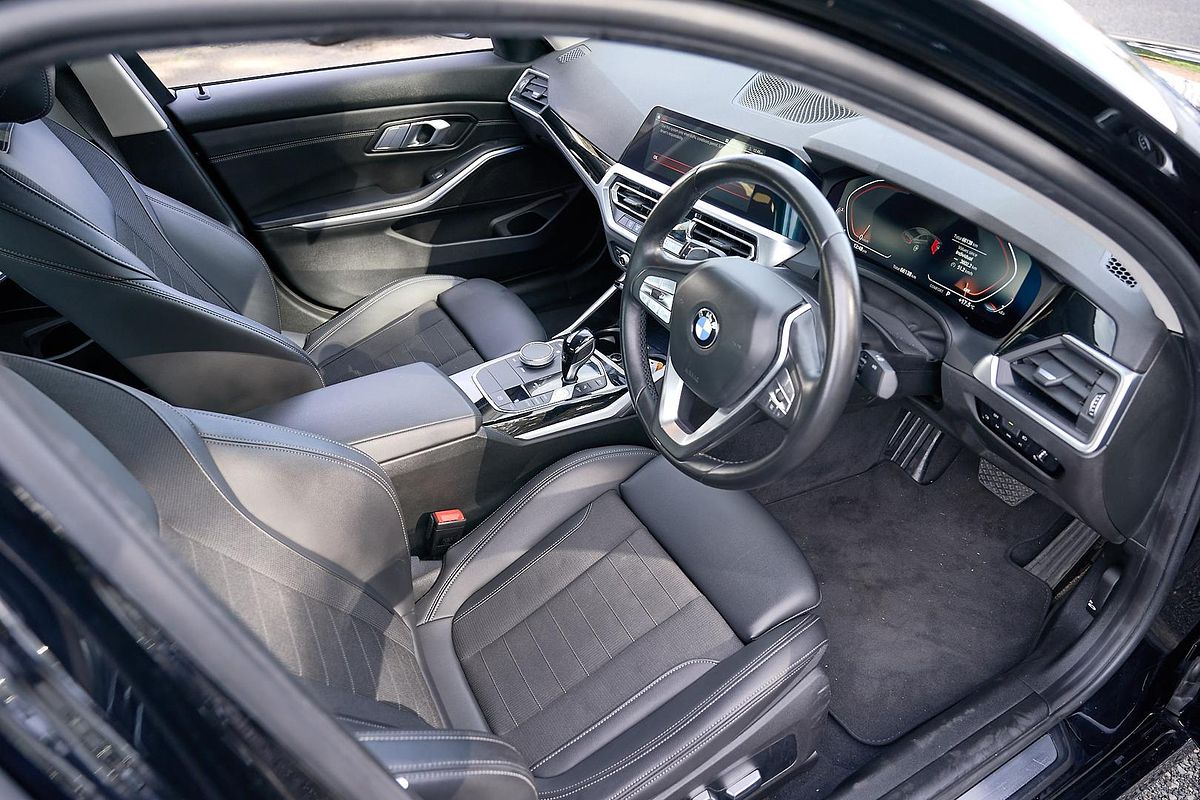 2022 BMW 3 Series 320i Luxury Line G20
