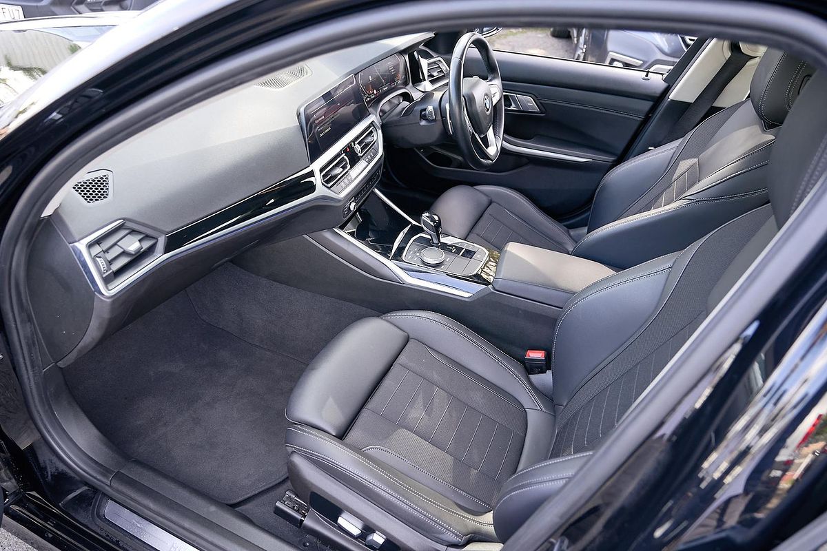 2022 BMW 3 Series 320i Luxury Line G20
