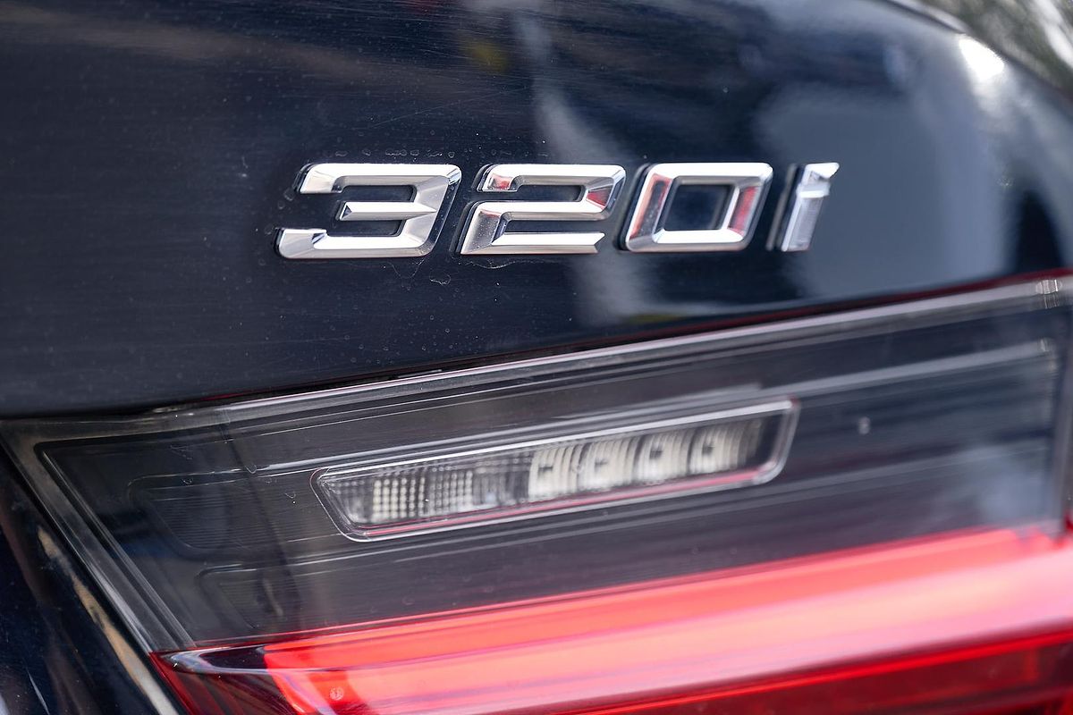 2022 BMW 3 Series 320i Luxury Line G20