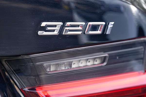 2022 BMW 3 Series 320i Luxury Line G20