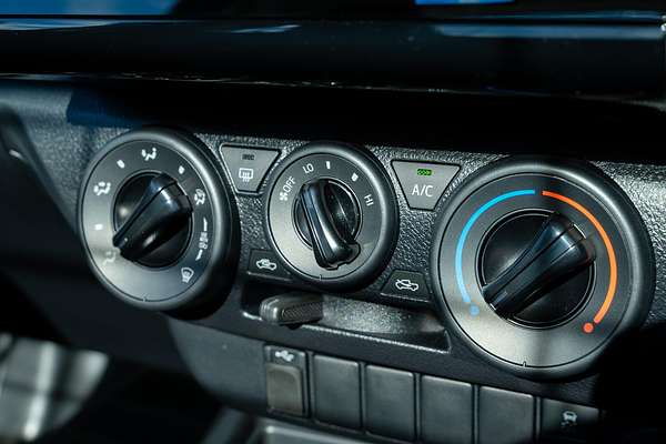 2023 Toyota Hilux SR GUN126R 4X4