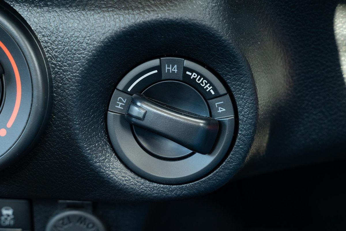 2023 Toyota Hilux SR GUN126R 4X4