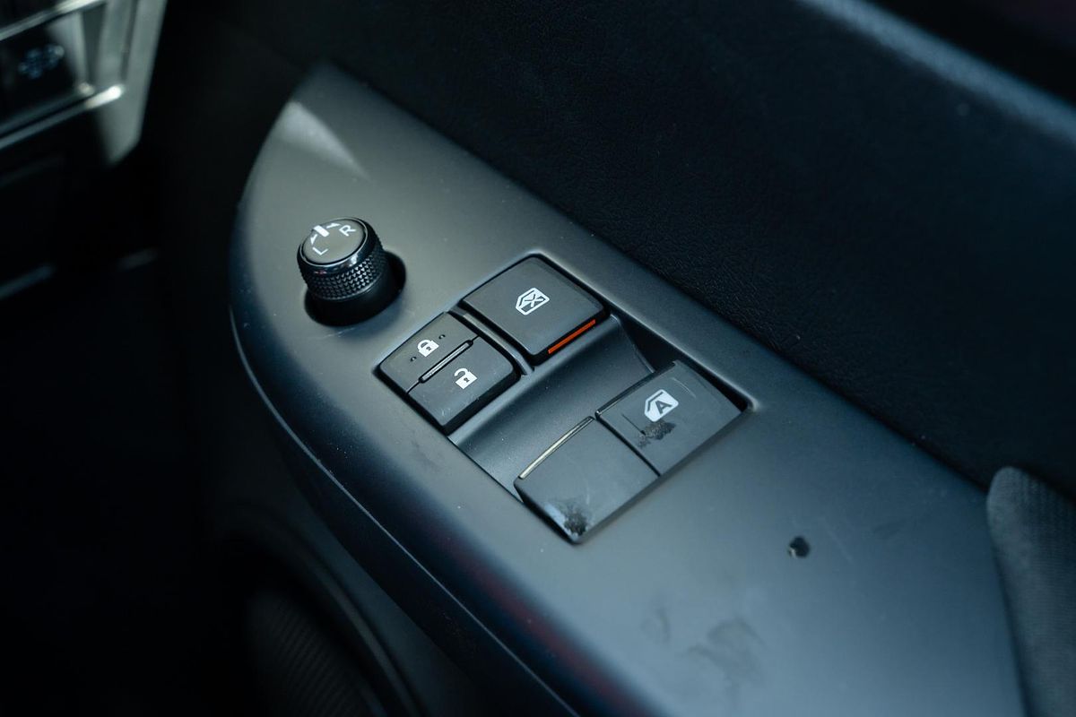 2023 Toyota Hilux SR GUN126R 4X4