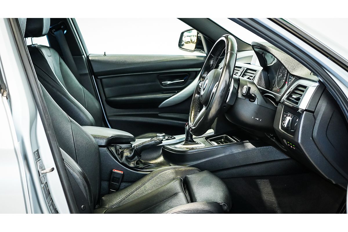 2015 BMW 3 Series 320i M Sport F30