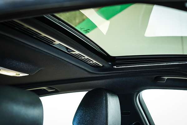 2015 BMW 3 Series 320i M Sport F30