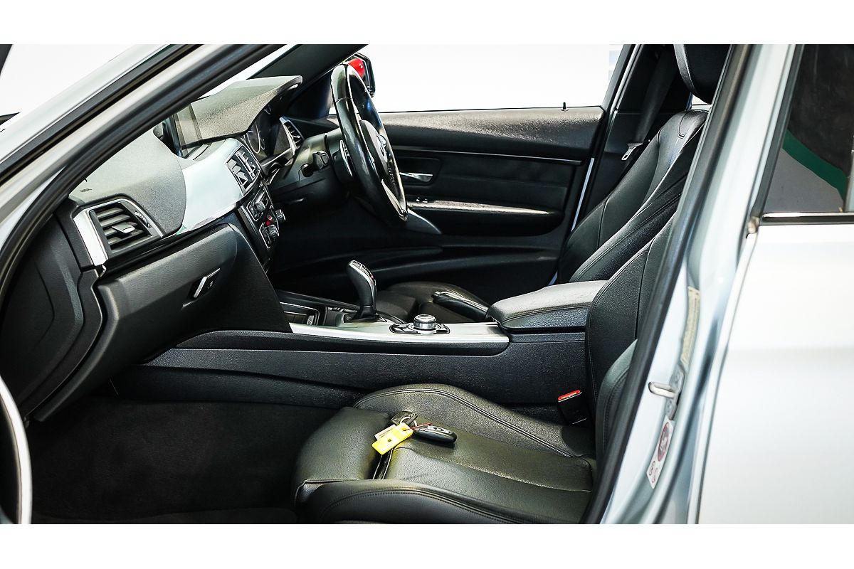 2015 BMW 3 Series 320i M Sport F30