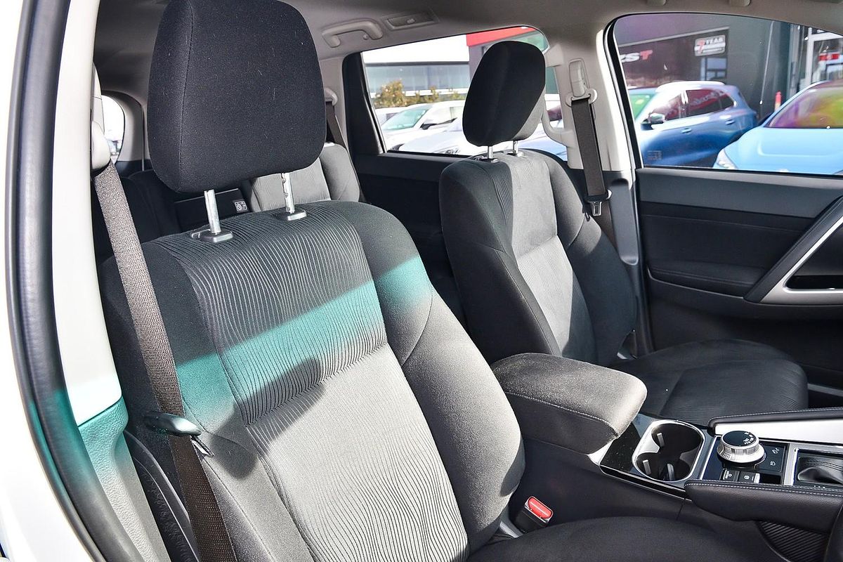2021 Mitsubishi Pajero Sport GLX QF