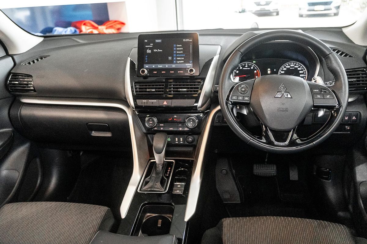 2021 Mitsubishi Eclipse Cross LS YB