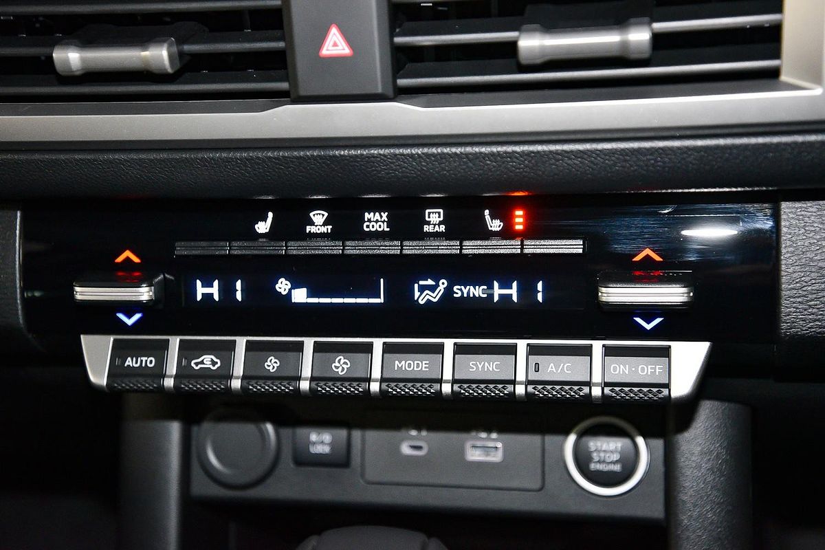 2024 Mitsubishi Triton GLS MV 4X4
