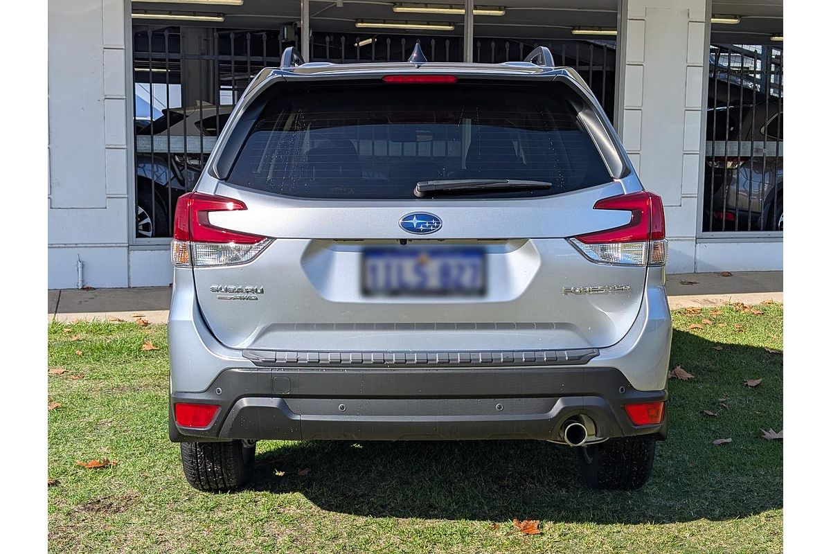 2024 Subaru Forester 2.5i Premium S5