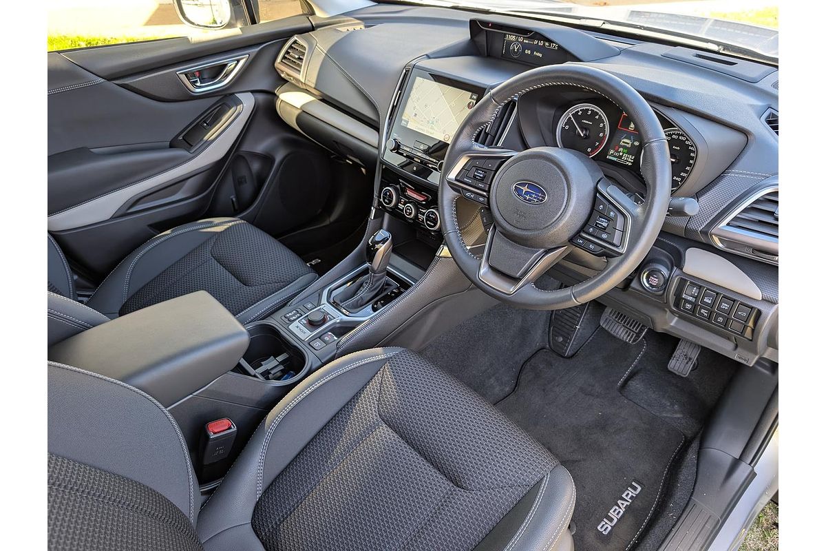 2024 Subaru Forester 2.5i Premium S5
