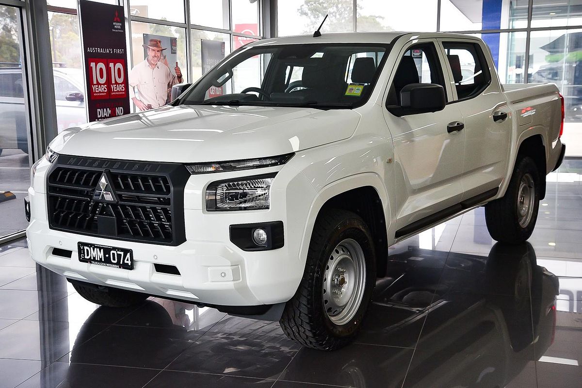 2024 Mitsubishi Triton GLX MV 4X4