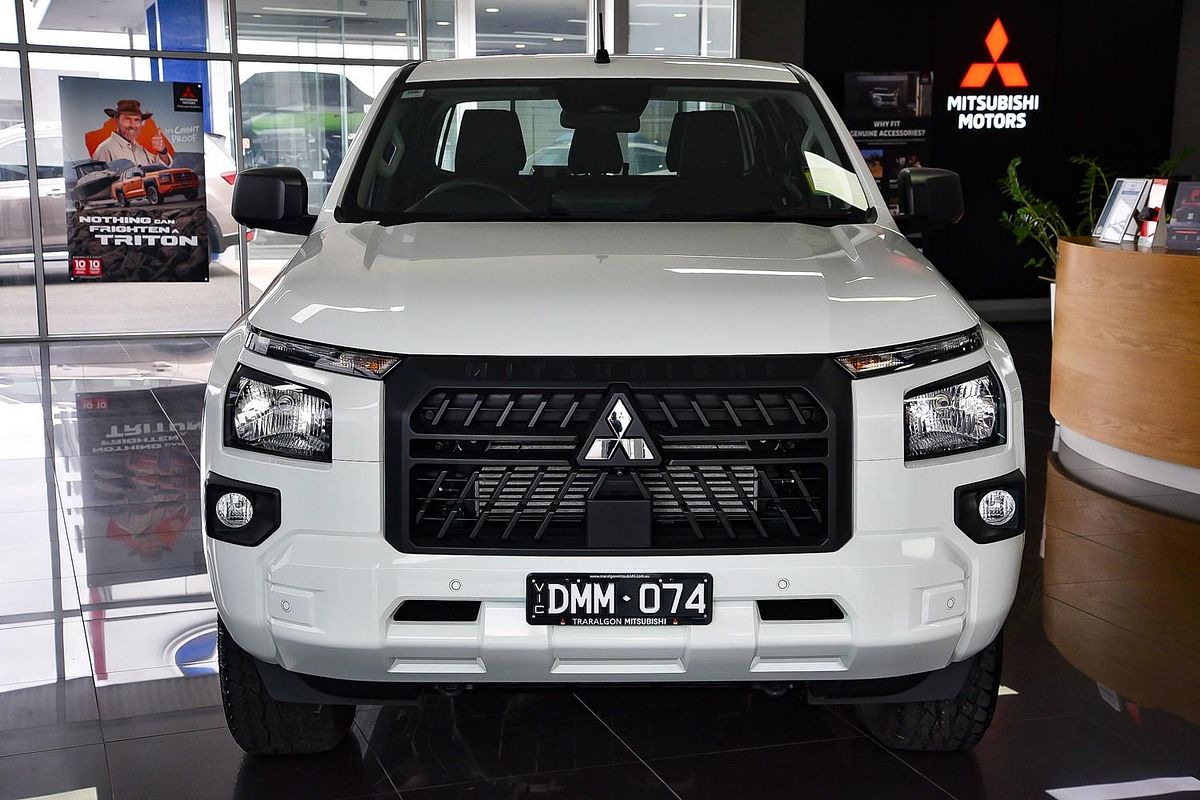 2024 Mitsubishi Triton GLX MV 4X4