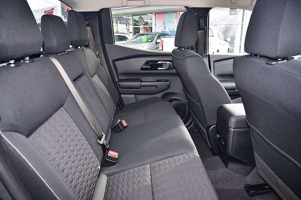 2025 Mitsubishi Triton GLS MV 4X4