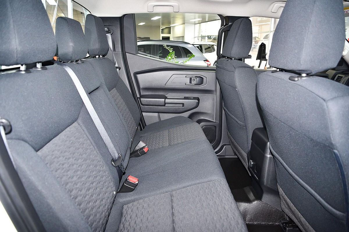2024 Mitsubishi Triton GLX MV 4X4