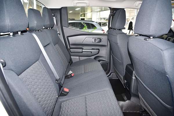 2024 Mitsubishi Triton GLX MV 4X4
