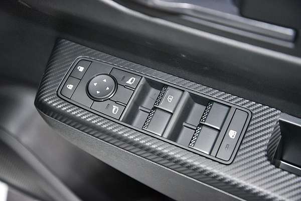 2024 Mitsubishi Triton GLX MV 4X4