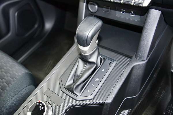 2024 Mitsubishi Triton GLX MV 4X4