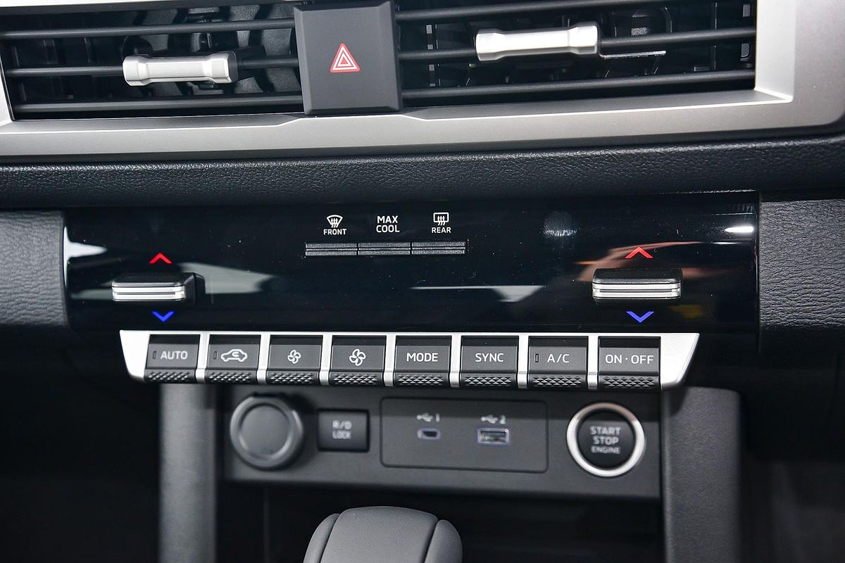 2025 Mitsubishi Triton GLS MV 4X4