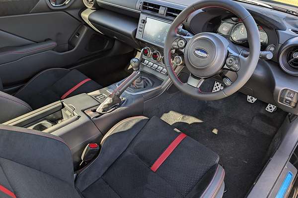 2024 Subaru BRZ S ZD8