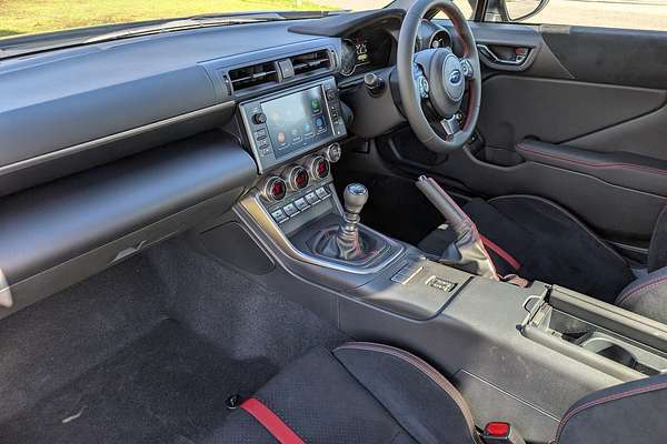2024 Subaru BRZ S ZD8