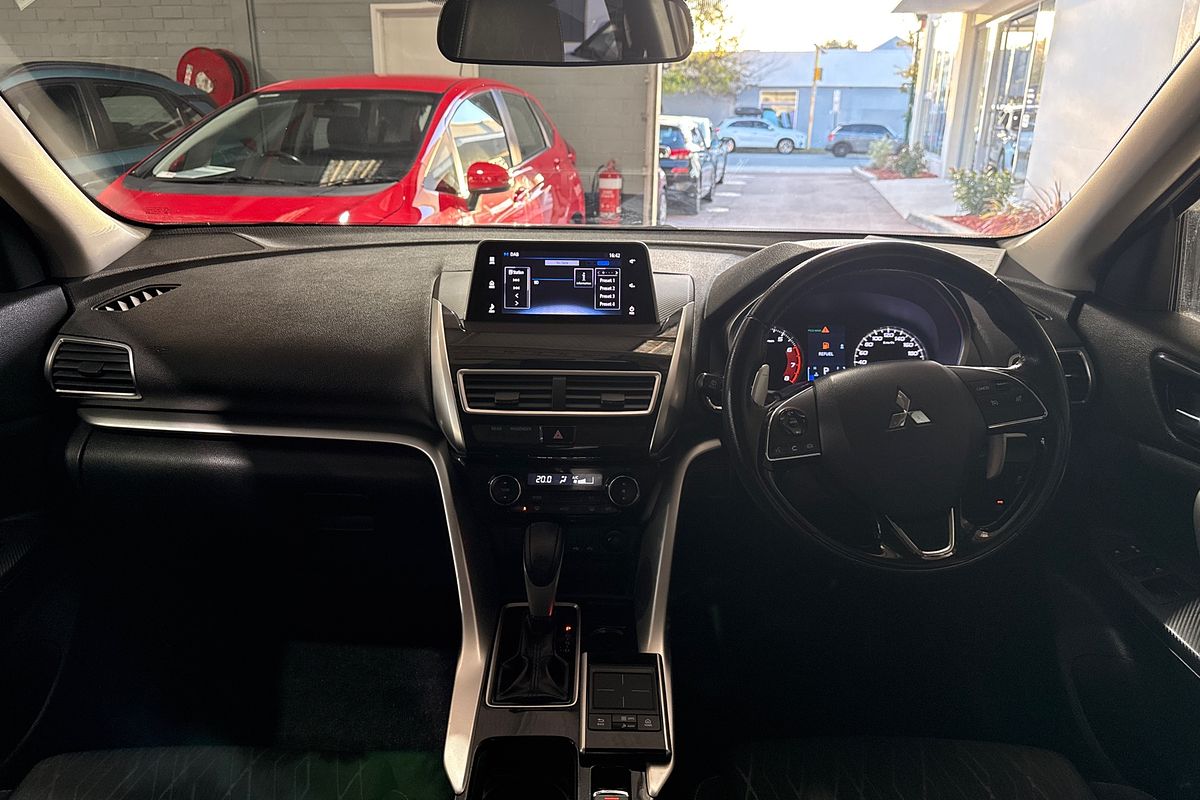 2017 Mitsubishi Eclipse Cross LS YA