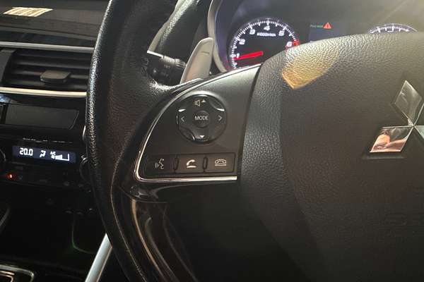 2017 Mitsubishi Eclipse Cross LS YA
