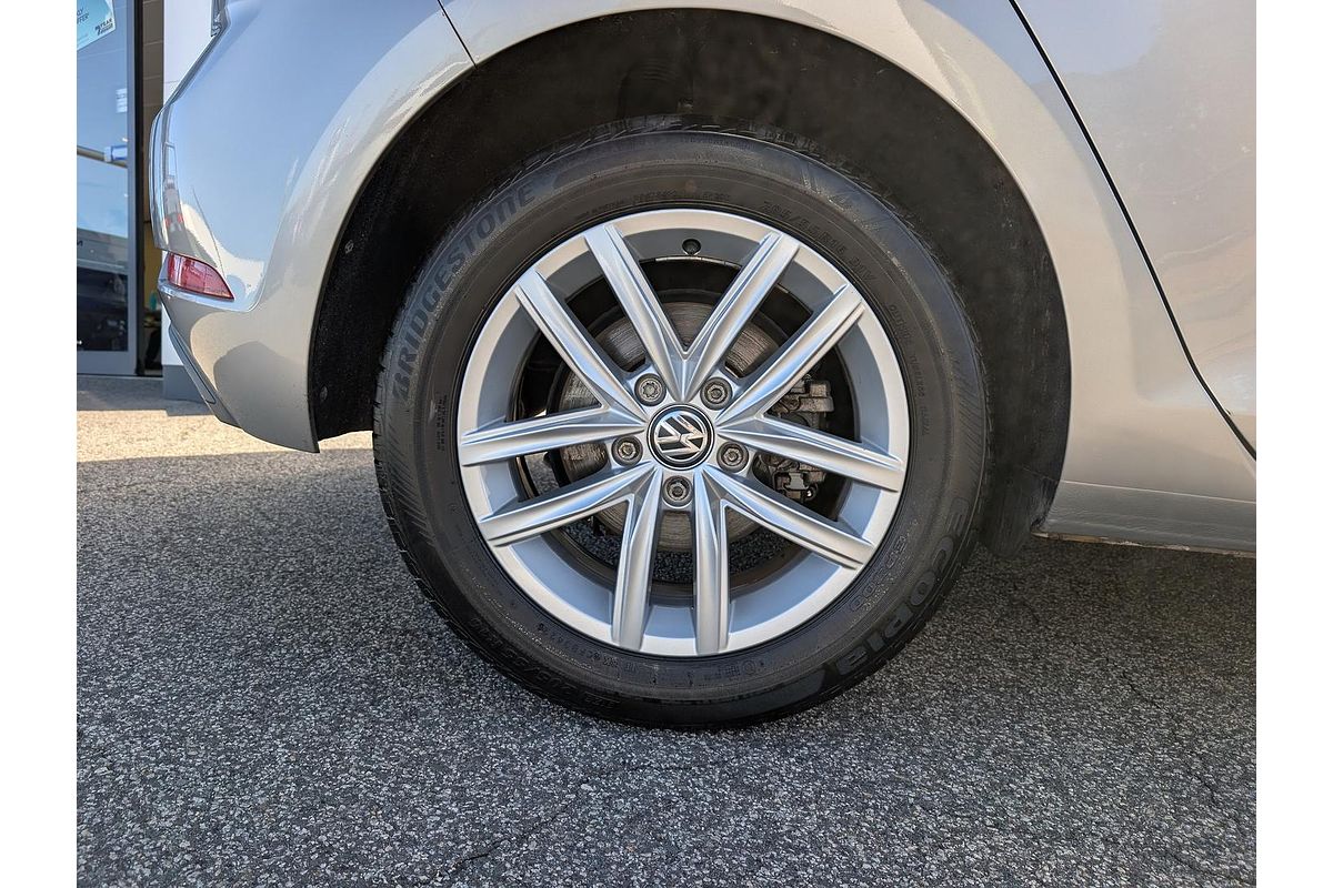 2017 Volkswagen Golf 110TSI 7.5