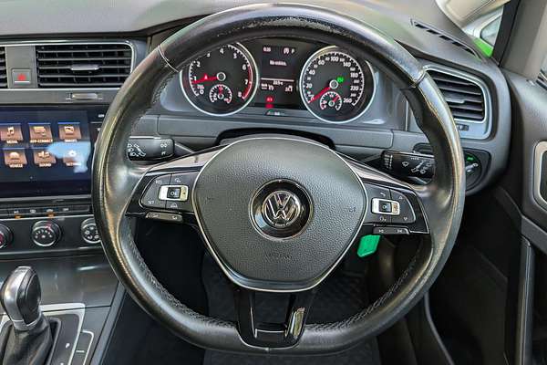 2017 Volkswagen Golf 110TSI 7.5