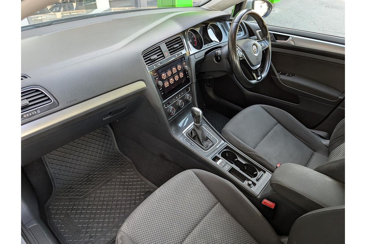 2017 Volkswagen Golf 110TSI 7.5