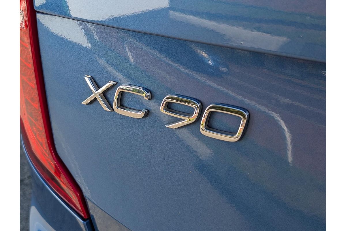 2016 Volvo XC90 T6 R-Design