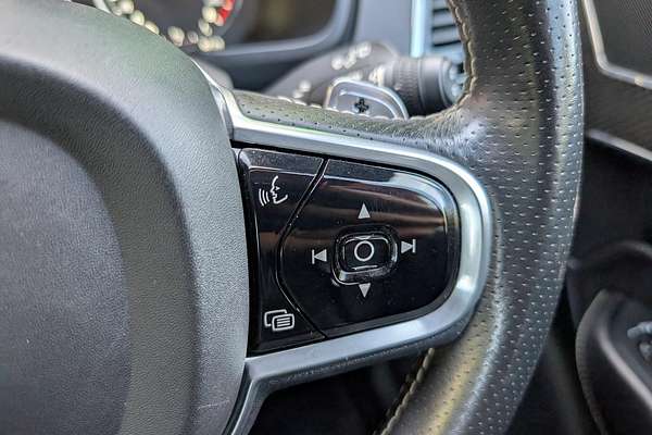 2016 Volvo XC90 T6 R-Design