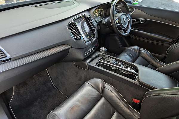 2016 Volvo XC90 T6 R-Design