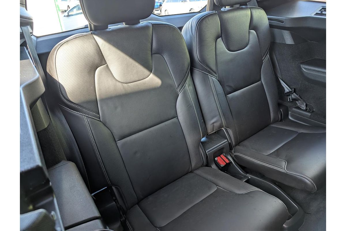 2016 Volvo XC90 T6 R-Design