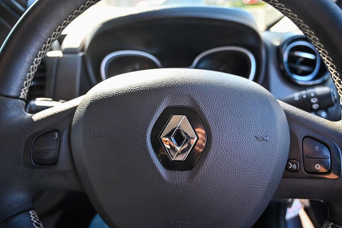 2020 Renault Trafic Premium 103kW X82 LWB