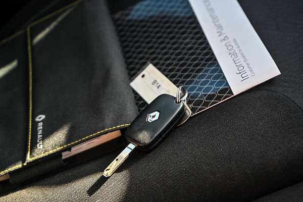2020 Renault Trafic Premium 103kW X82 LWB