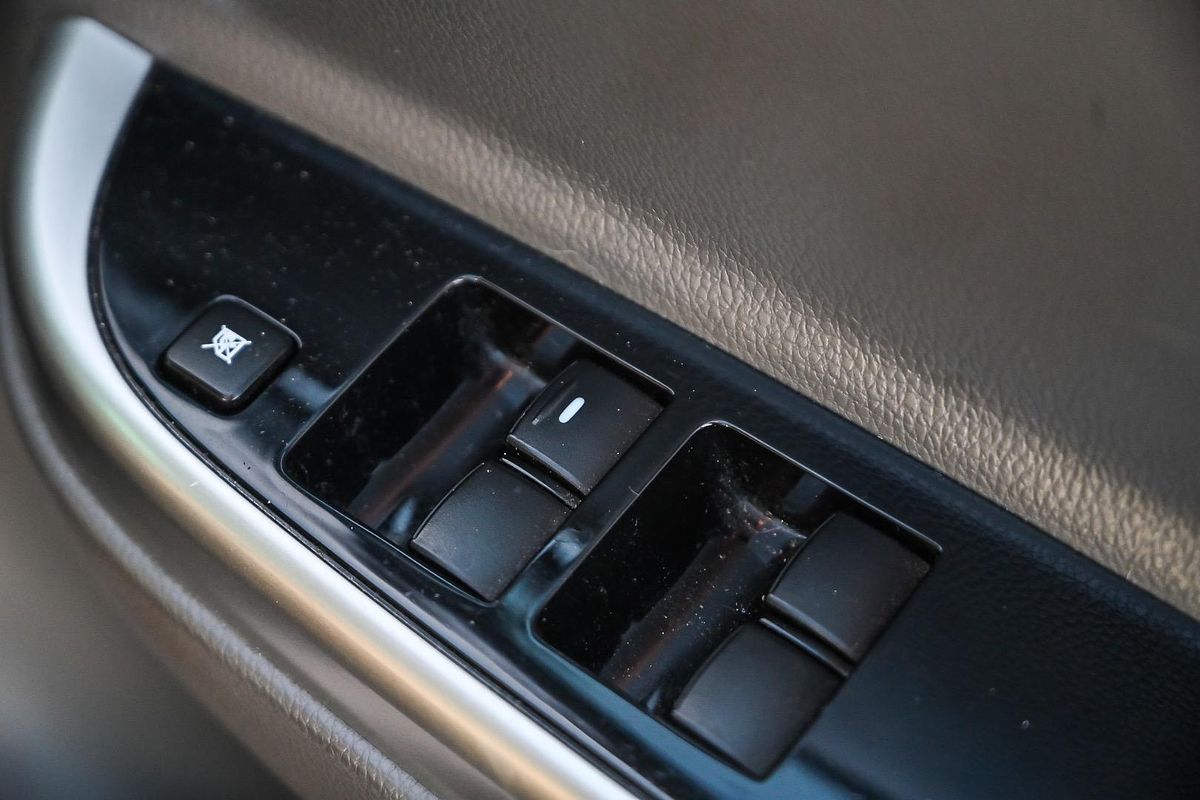 2016 Mitsubishi Triton GLS MQ 4X4