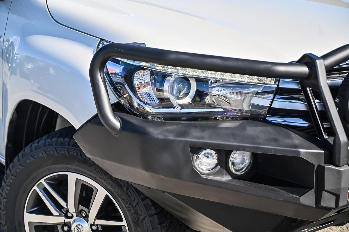 2015 Toyota Hilux SR5 GUN126R 4X4