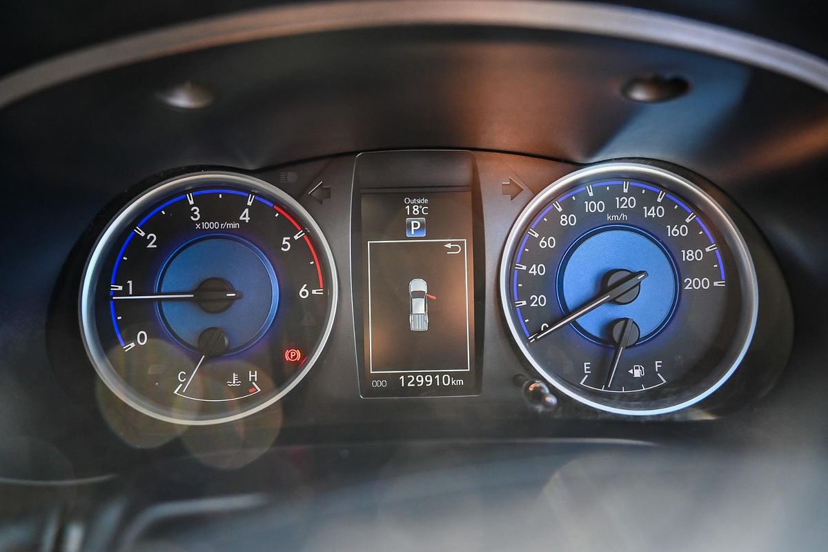 2015 Toyota Hilux SR5 GUN126R 4X4