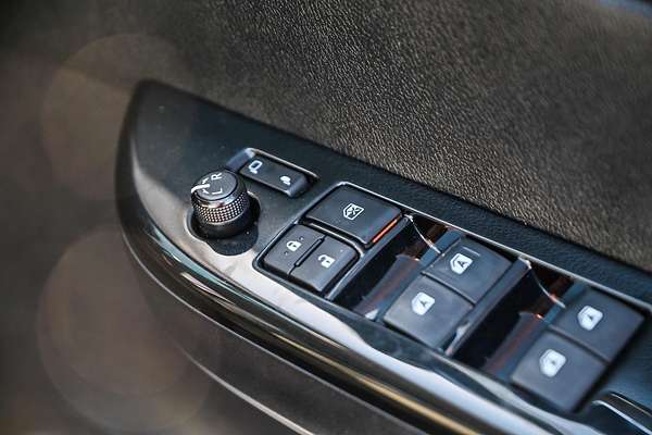 2015 Toyota Hilux SR5 GUN126R 4X4