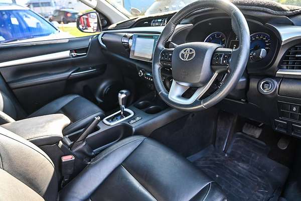 2015 Toyota Hilux SR5 GUN126R 4X4